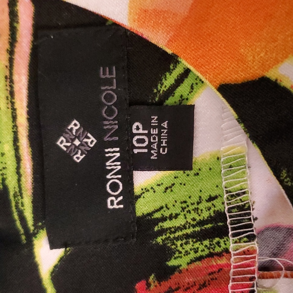 Ronni Nicole Floral Resort Dress Size Womans 10P - Picture 5 of 10
